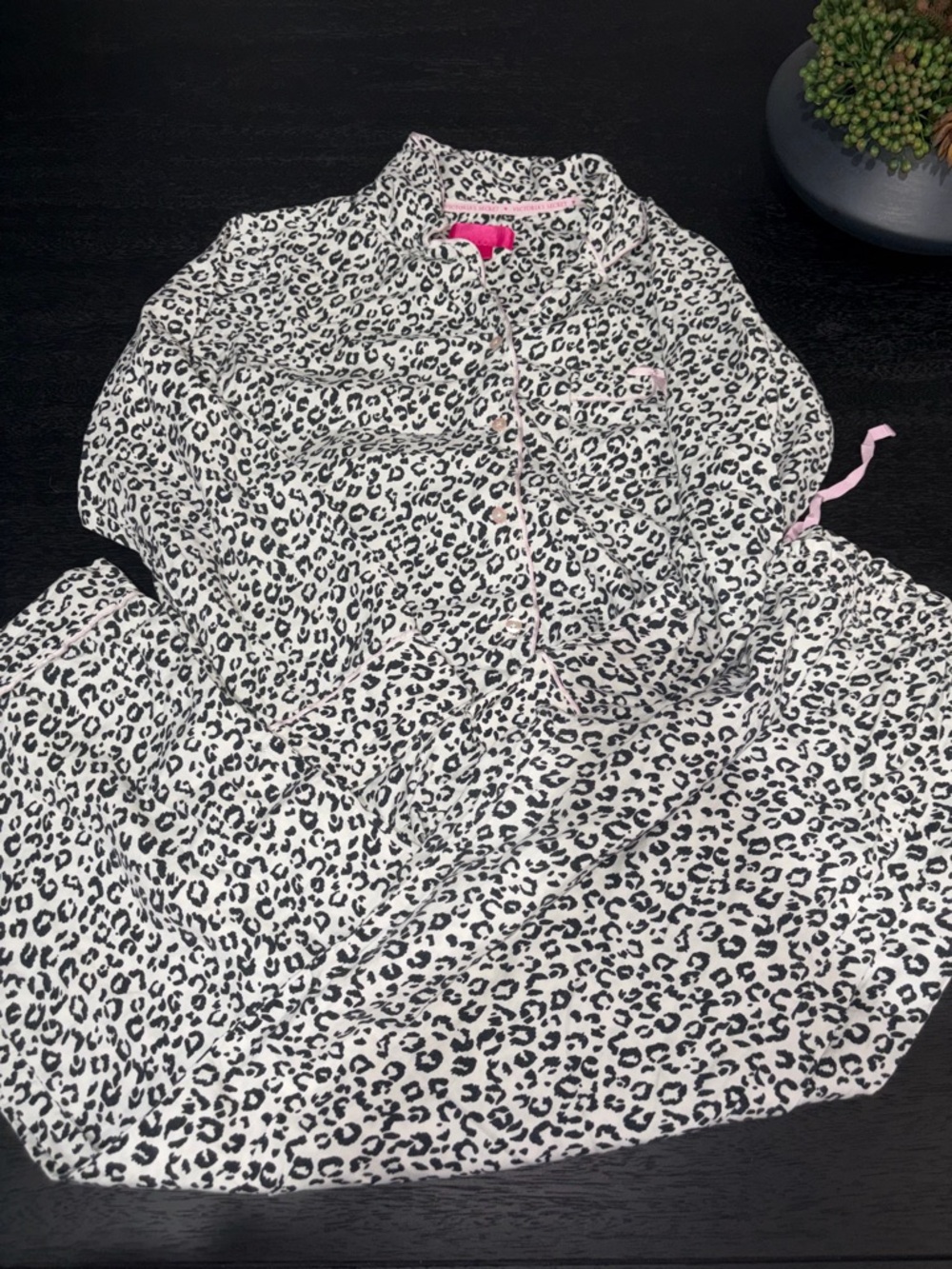 Leopard Print VS pajama set - Black & White